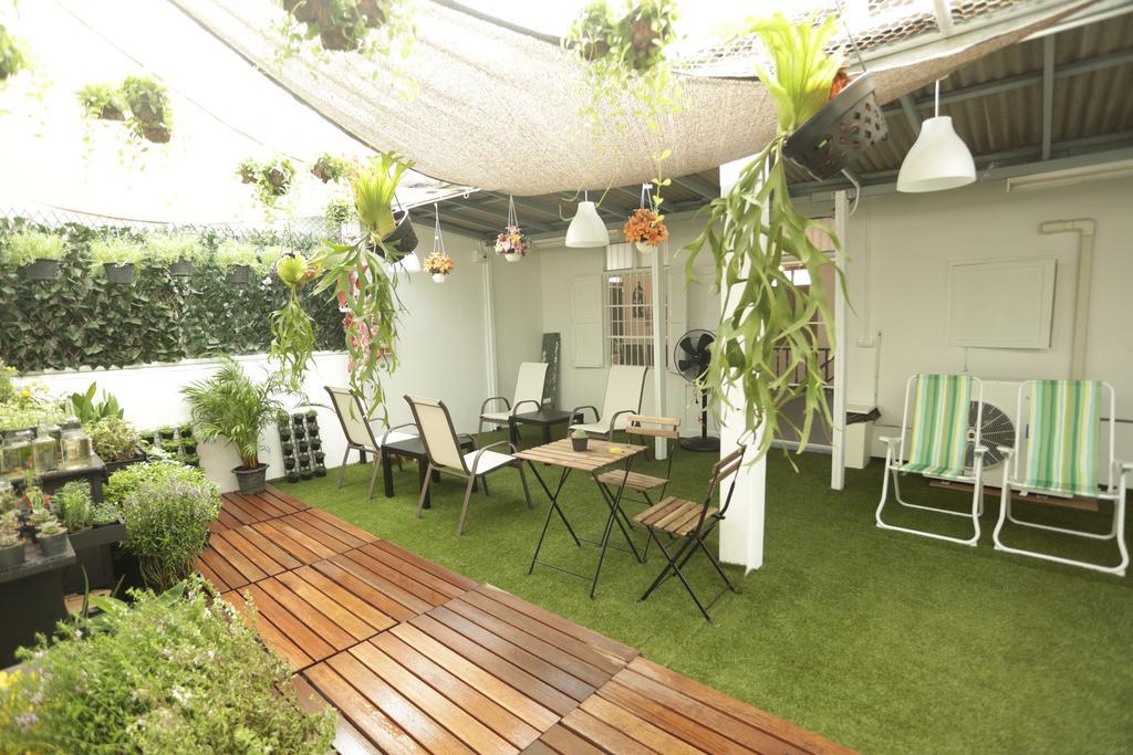 Tiger Lily Hostel Bangkok Eksteriør bilde