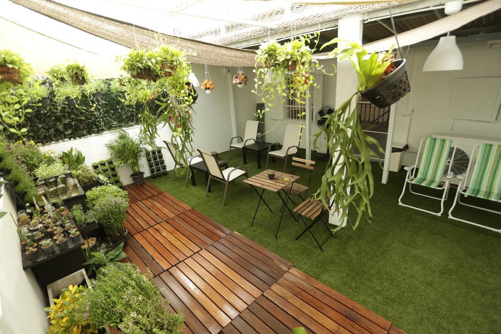 Tiger Lily Hostel Bangkok Eksteriør bilde